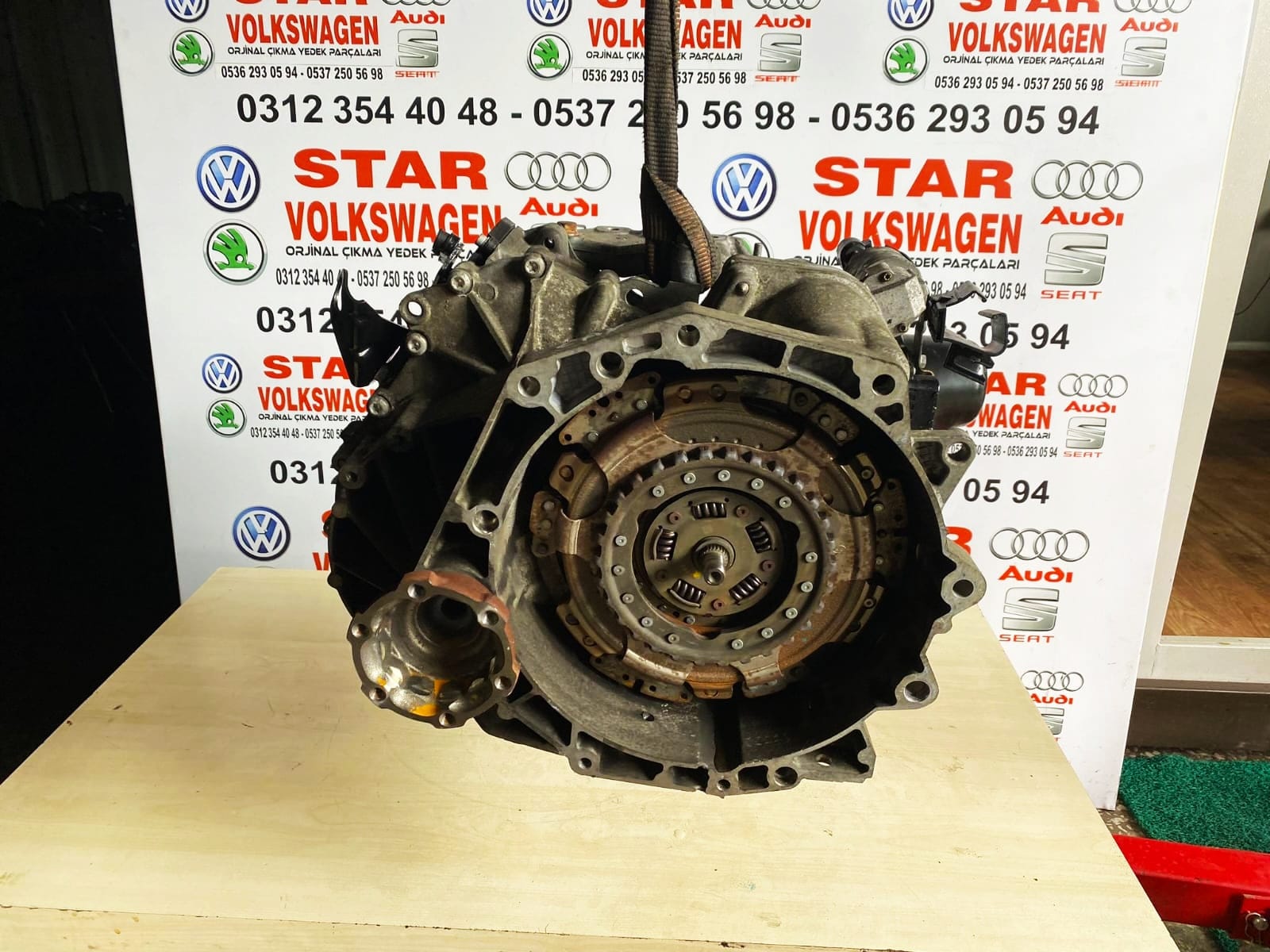 1.4 TSİ CAV-CTH 7 İLERİ OTOMATİK ÇIKMA YEDEK ŞANZIMAN MEKATRONİK ÇIKMA YEDEK ŞANZIMAN VOLKSWAGEN ÇIKMA YEDEK ŞANZIMAN STAR VOLKSWAGEN GÜVENCESİYLE STOKLARIMIZDA STAR VOLKSWAGEN