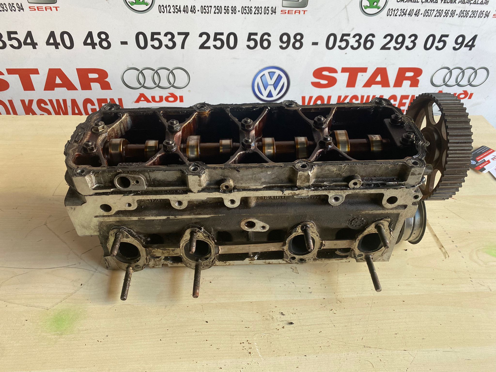 VW 1.6 bse motor silindir kapağı çıkma orjinal ( 06b103373t ) motordan sökme komple motor ve parçaları elimizde mevcuttur Volkswagen çıkma parça star volkswagen